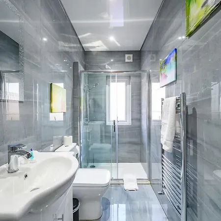 Apartment 75Cr - Stylish 4-Bedroom House In Holbeck *