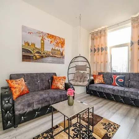 Apartment 75Cr - Stylish 4-Bedroom House In Holbeck *