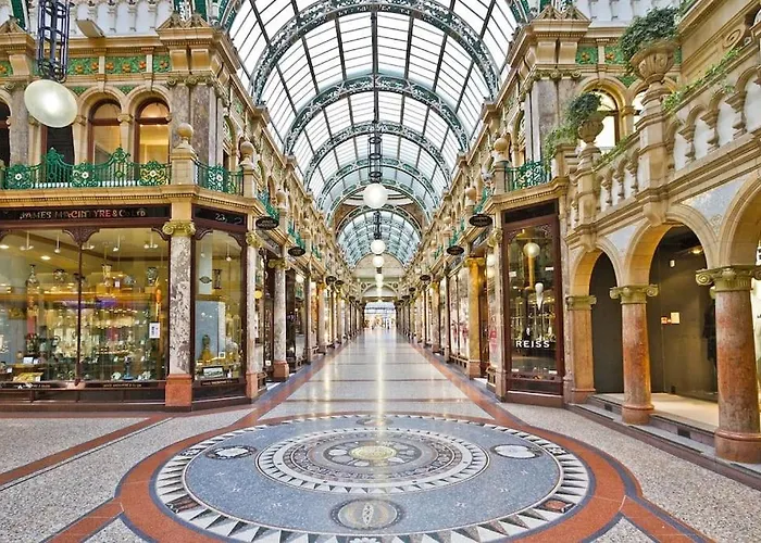 -75cr- Setup For Your Relaxed And Amazing * Leeds (West Yorkshire)